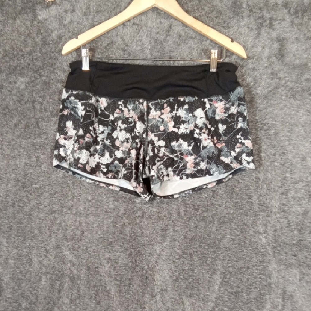 Lululemon Run Times Shortll 4" Spring Bloom Multi Black Running Gym Sz 8